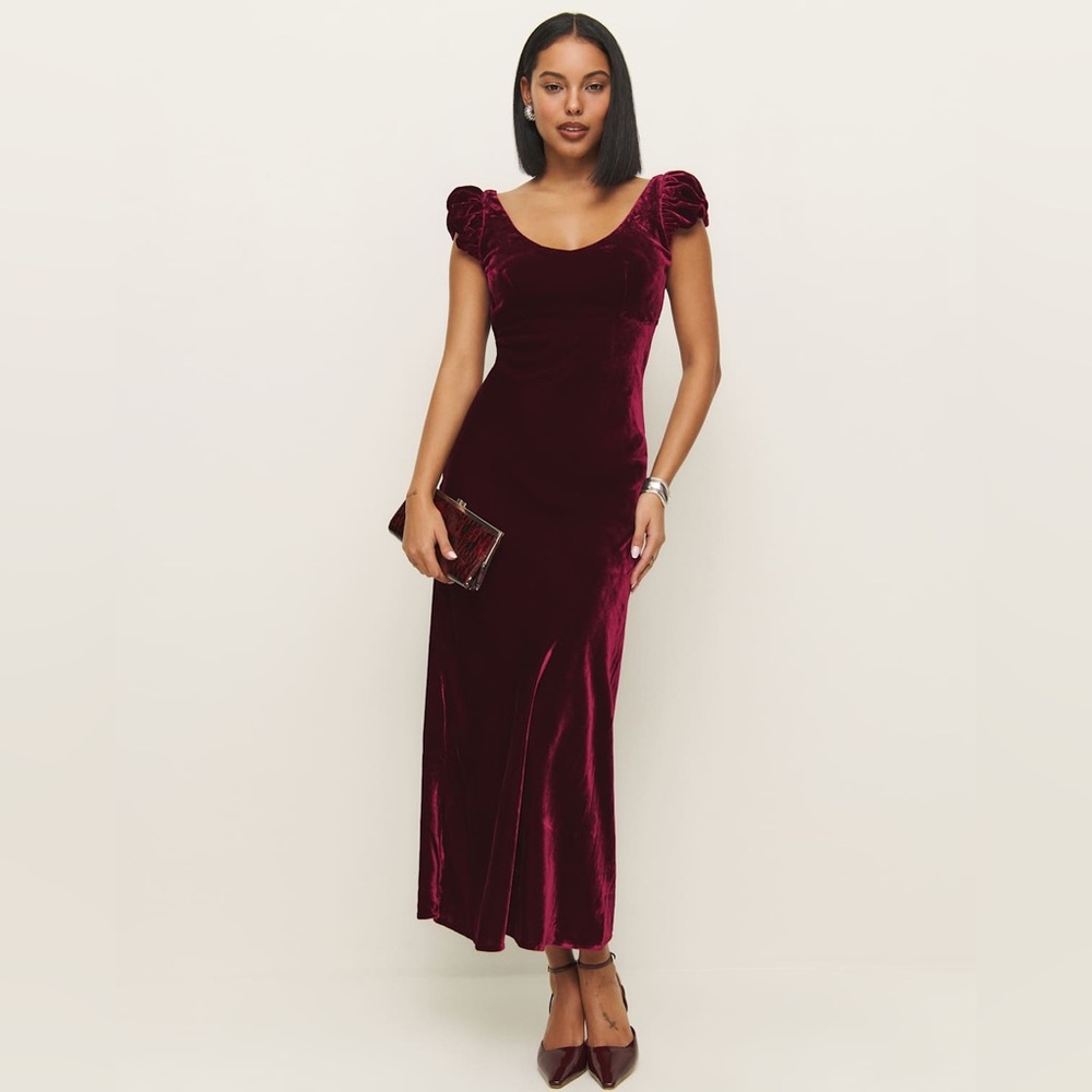 NWT reformation Rhia Velvet Dress